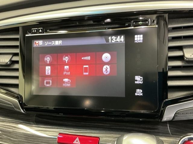 オデッセイ アブソルート・Xホンダセンシングアドバンスドパッケジ ナビ Rカメラ ブルートゥース フルセグ 電動シート 横滑り防止装置 エアバッグ エアコン USBポート 衝突軽減システム LEDランプ Pアシスト 3列シート スマキー クルコン ABS ETC付(11枚目)