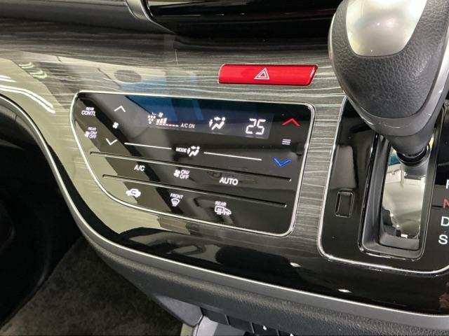 オデッセイ アブソルート・Xホンダセンシングアドバンスドパッケジ ナビ Rカメラ ブルートゥース フルセグ 電動シート 横滑り防止装置 エアバッグ エアコン USBポート 衝突軽減システム LEDランプ Pアシスト 3列シート スマキー クルコン ABS ETC付(14枚目)