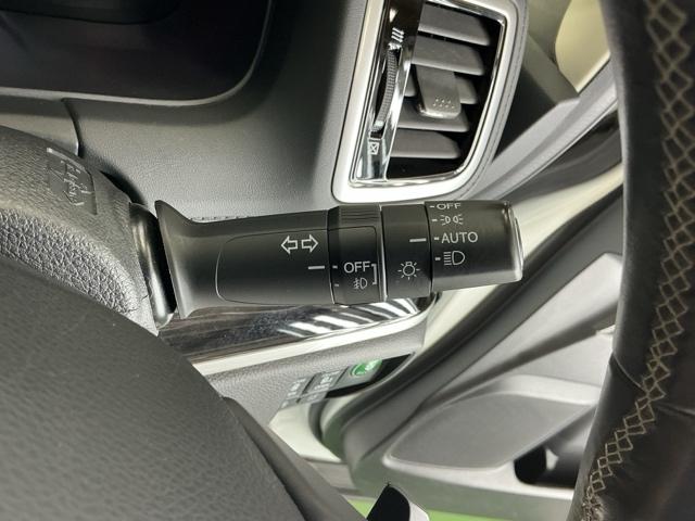 オデッセイ アブソルート・Xホンダセンシングアドバンスドパッケジ ナビ Rカメラ ブルートゥース フルセグ 電動シート 横滑り防止装置 エアバッグ エアコン USBポート 衝突軽減システム LEDランプ Pアシスト 3列シート スマキー クルコン ABS ETC付(23枚目)