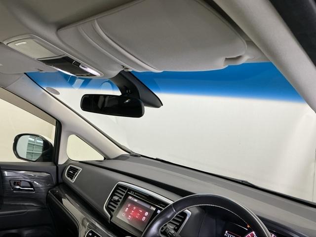 オデッセイ アブソルート・Xホンダセンシングアドバンスドパッケジ ナビ Rカメラ ブルートゥース フルセグ 電動シート 横滑り防止装置 エアバッグ エアコン USBポート 衝突軽減システム LEDランプ Pアシスト 3列シート スマキー クルコン ABS ETC付(27枚目)