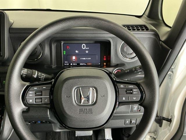 Ｎ－ＢＯＸカスタム ベースグレード　ドラレコ　ナビ　Ｒカメラ　ブルートゥース　Ｐソナー　レーダーブレーキサポート　ＥＴＣ装備　定期点検記録簿　地デジ対応　サイドエアバック　禁煙　Ｓヒータ　スマートキー＆プッシュスタート　横滑り防止（25枚目）