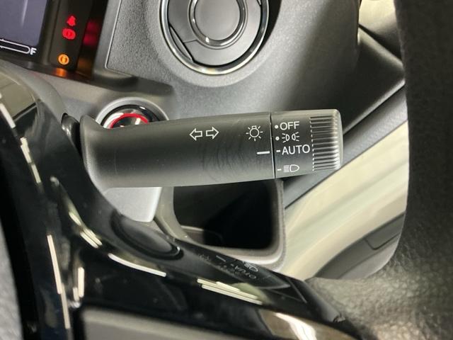 Ｎ－ＢＯＸカスタム ベースグレード　ドラレコ　ナビ　Ｒカメラ　ブルートゥース　Ｐソナー　レーダーブレーキサポート　ＥＴＣ装備　定期点検記録簿　地デジ対応　サイドエアバック　禁煙　Ｓヒータ　スマートキー＆プッシュスタート　横滑り防止（26枚目）