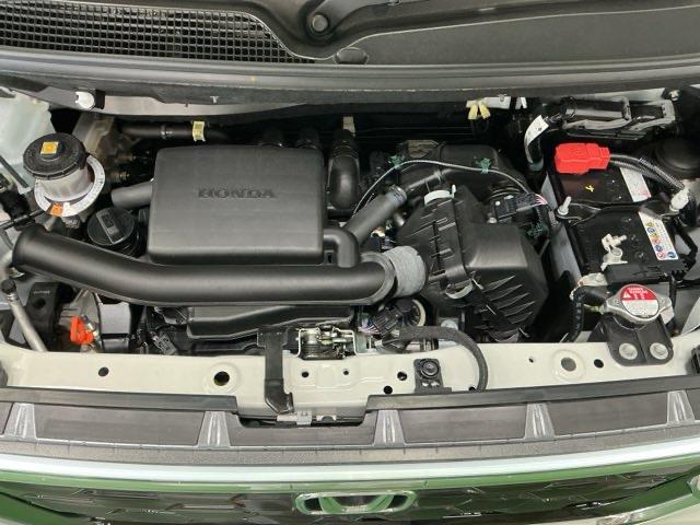 Ｎ－ＢＯＸカスタム ベースグレード　ドラレコ　ナビ　Ｒカメラ　ブルートゥース　Ｐソナー　レーダーブレーキサポート　ＥＴＣ装備　定期点検記録簿　地デジ対応　サイドエアバック　禁煙　Ｓヒータ　スマートキー＆プッシュスタート　横滑り防止（32枚目）