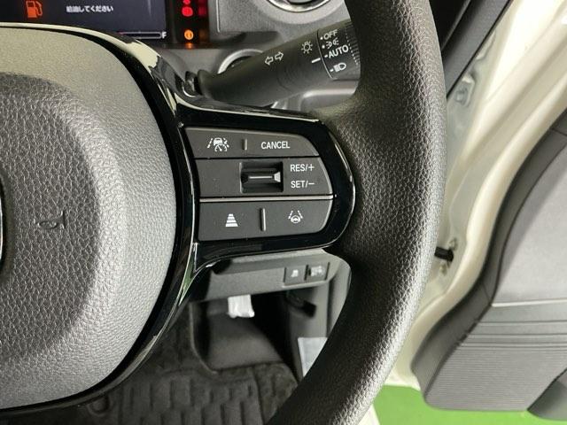 Ｎ－ＢＯＸカスタム ベースグレード　ドラレコ　ナビ　Ｒカメラ　ブルートゥース　Ｐソナー　レーダーブレーキサポート　ＥＴＣ装備　定期点検記録簿　地デジ対応　サイドエアバック　禁煙　Ｓヒータ　スマートキー＆プッシュスタート　横滑り防止（52枚目）