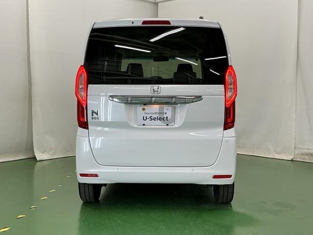 Ｎ－ＢＯＸ Ｌ　ナビ　Ｒカメラ　ブルートゥース　ＣＤ　ＵＳＢ入力　ＬＥＤランプ　シートヒータ　運転席エアバッグ　イモビライザー　キーフリー　パワーウインドウ　助手席エアバッグ　エアコン　ＰＳ　記録簿　横滑り防止機能（9枚目）