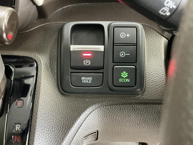 Ｎ－ＢＯＸ Ｌ　ナビ　Ｒカメラ　ブルートゥース　ＣＤ　ＵＳＢ入力　ＬＥＤランプ　シートヒータ　運転席エアバッグ　イモビライザー　キーフリー　パワーウインドウ　助手席エアバッグ　エアコン　ＰＳ　記録簿　横滑り防止機能（15枚目）