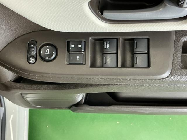 Ｎ－ＢＯＸ Ｌ　ナビ　Ｒカメラ　ブルートゥース　ＣＤ　ＵＳＢ入力　ＬＥＤランプ　シートヒータ　運転席エアバッグ　イモビライザー　キーフリー　パワーウインドウ　助手席エアバッグ　エアコン　ＰＳ　記録簿　横滑り防止機能（56枚目）