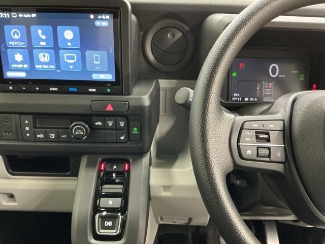 Ｎ－ＶＡＮ ｅ： ｅ：Ｌ４　ナビ　Ｒカメラ　ブルートゥース　フルセグＴＶ　バックモニター　フルオートエアコン　パワーウィンドー　運転席シートヒーター　パーキングセンサー　アクティブクルーズコントロール　ＥＴＣ車載器　キーレス（3枚目）