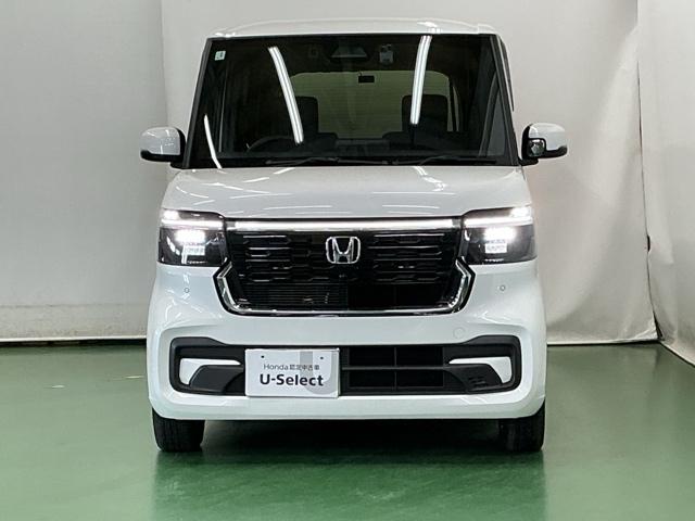 N-BOXカスタム ベースグレード ドラレコ ナビ Rカメラ ブルートゥース ベンチシ-ト アクティブクルーズ フルセグ対応 前席シートヒーター イモビライザー USB 運転席エアバッグ スマートキー&プッシュスタート LEDヘッド(6枚目)