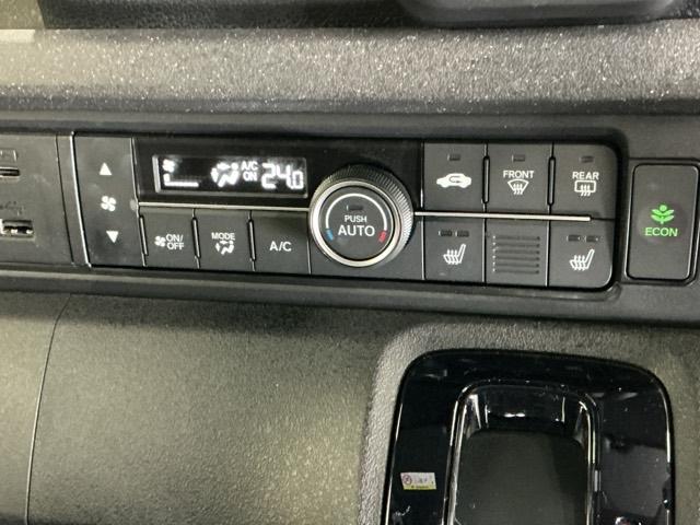 N-BOXカスタム ベースグレード ドラレコ ナビ Rカメラ ブルートゥース ベンチシ-ト アクティブクルーズ フルセグ対応 前席シートヒーター イモビライザー USB 運転席エアバッグ スマートキー&プッシュスタート LEDヘッド(17枚目)