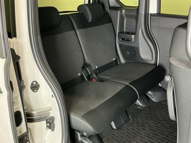 N-BOXカスタム ベースグレード ドラレコ ナビ Rカメラ ブルートゥース ベンチシ-ト アクティブクルーズ フルセグ対応 前席シートヒーター イモビライザー USB 運転席エアバッグ スマートキー&プッシュスタート LEDヘッド(25枚目)