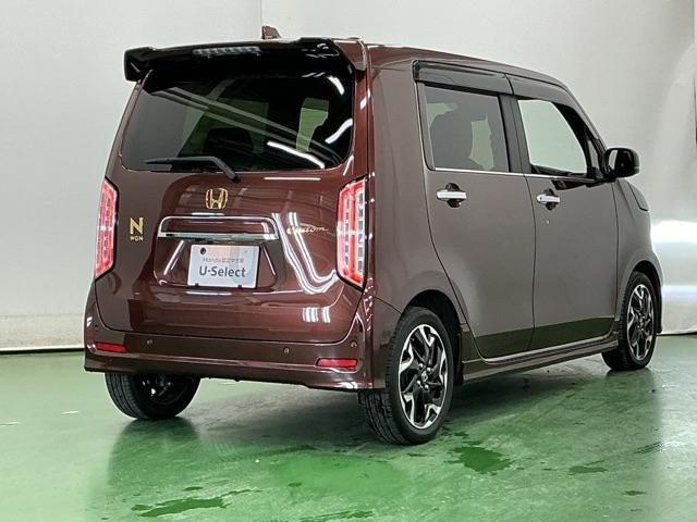 ��^�e�[���Q�[�g�X�|�C���[�����Ńt�H�������X�^�C���b�V���ɂ��Ă��܂��B�������s���ɂ͑��s���萫�\�ɗD��Ă��āA��R��ɂ��傫���v�����܂�