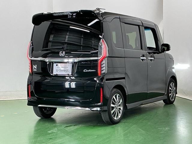 N-BOXカスタム L ドラレコ ナビ Rカメラ ブルートゥース シートヒーター付き 助手席エアバック Bカメ メンテナンスノート LED エアバッグ パワーウインドウ Aライト クルコン エアコン スマートキーPスタート(8枚目)