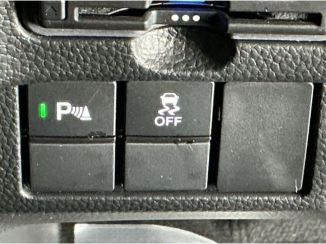 N-BOXカスタム L ドラレコ ナビ Rカメラ ブルートゥース シートヒーター付き 助手席エアバック Bカメ メンテナンスノート LED エアバッグ パワーウインドウ Aライト クルコン エアコン スマートキーPスタート(30枚目)