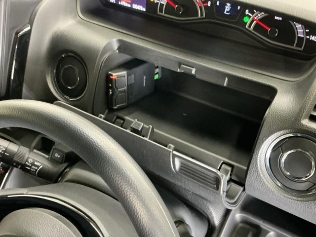 N-BOXカスタム L ドラレコ ナビ Rカメラ ブルートゥース シートヒーター付き 助手席エアバック Bカメ メンテナンスノート LED エアバッグ パワーウインドウ Aライト クルコン エアコン スマートキーPスタート(53枚目)