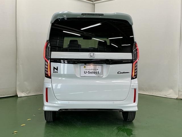 N-BOXカスタム Lスタイル+ブラック ナビ Rカメラ ブルートゥース フルセグ Aライト シティブレーキアクティブシステム リアカメラ パワステ シ-トヒ-タ- ABS オートエアコン クルコン 横滑防止 LEDランプ サイドエアバッグ(9枚目)