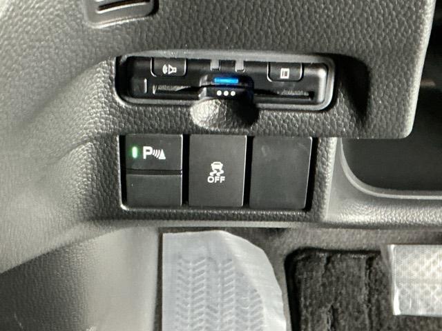 N-BOXカスタム Lスタイル+ブラック ナビ Rカメラ ブルートゥース フルセグ Aライト シティブレーキアクティブシステム リアカメラ パワステ シ-トヒ-タ- ABS オートエアコン クルコン 横滑防止 LEDランプ サイドエアバッグ(13枚目)