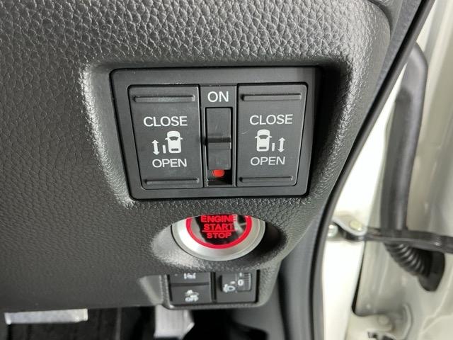 N-BOXカスタム Lスタイル+ブラック ナビ Rカメラ ブルートゥース フルセグ Aライト シティブレーキアクティブシステム リアカメラ パワステ シ-トヒ-タ- ABS オートエアコン クルコン 横滑防止 LEDランプ サイドエアバッグ(27枚目)