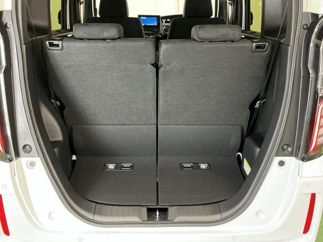 N-BOXカスタム Lスタイル+ブラック ナビ Rカメラ ブルートゥース フルセグ Aライト シティブレーキアクティブシステム リアカメラ パワステ シ-トヒ-タ- ABS オートエアコン クルコン 横滑防止 LEDランプ サイドエアバッグ(32枚目)