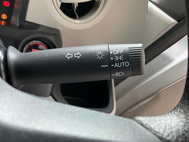 �I�[�g���C�g�R���g���[���̓��C�g�̂��Y�������Y���h�~�B�����Α��s�ɂ�鎖�̂𖢑R�ɖh���܂�