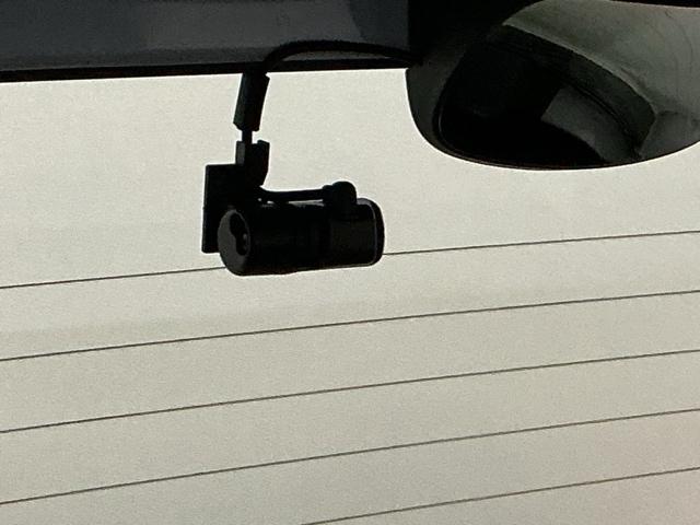 Ｎ－ＢＯＸカスタム Ｇ・Ｌターボホンダセンシング　ドラレコ　ナビ　Ｒカメラ　ブルートゥース　シートヒータ　ベンチ　横滑り防止システム　整備点検記録簿　地デジフルセグ　Ｗエアバック　サイドエアバック　ターボ車　ＵＳＢ　セキュリティアラーム　ＥＴＣ付（15枚目）