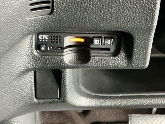 Ｎ－ＢＯＸカスタム Ｇ・Ｌターボホンダセンシング　ドラレコ　ナビ　Ｒカメラ　ブルートゥース　シートヒータ　ベンチ　横滑り防止システム　整備点検記録簿　地デジフルセグ　Ｗエアバック　サイドエアバック　ターボ車　ＵＳＢ　セキュリティアラーム　ＥＴＣ付（16枚目）
