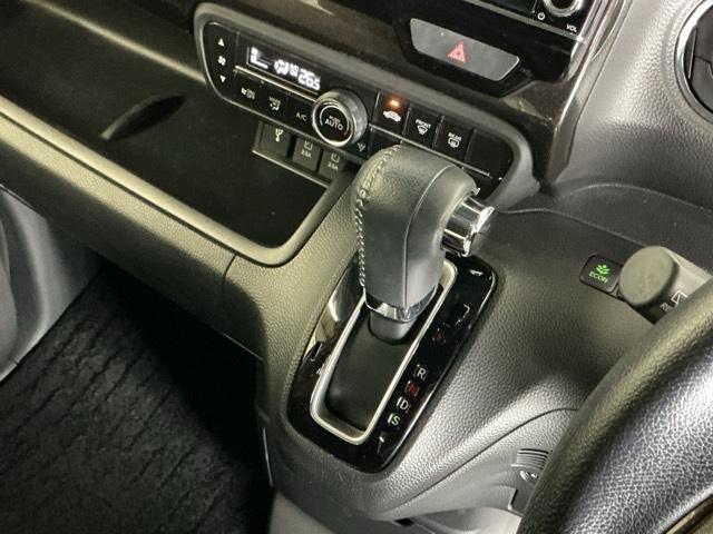 Ｎ－ＢＯＸカスタム Ｇ・Ｌターボホンダセンシング　ドラレコ　ナビ　Ｒカメラ　ブルートゥース　シートヒータ　ベンチ　横滑り防止システム　整備点検記録簿　地デジフルセグ　Ｗエアバック　サイドエアバック　ターボ車　ＵＳＢ　セキュリティアラーム　ＥＴＣ付（19枚目）