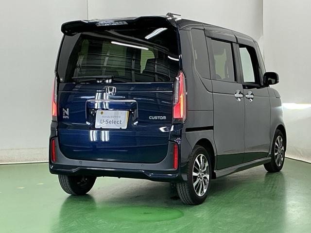 Ｎ－ＢＯＸカスタム ベースグレード　ナビ　Ｒカメラ　ブルートゥース　フルセグ　ベンチシ－ト　アクティブクルーズ　前席シートヒーター　イモビライザー　ＵＳＢ　運転席エアバッグ　スマートキー＆プッシュスタート　ＬＥＤヘッド　Ｂモニター（8枚目）