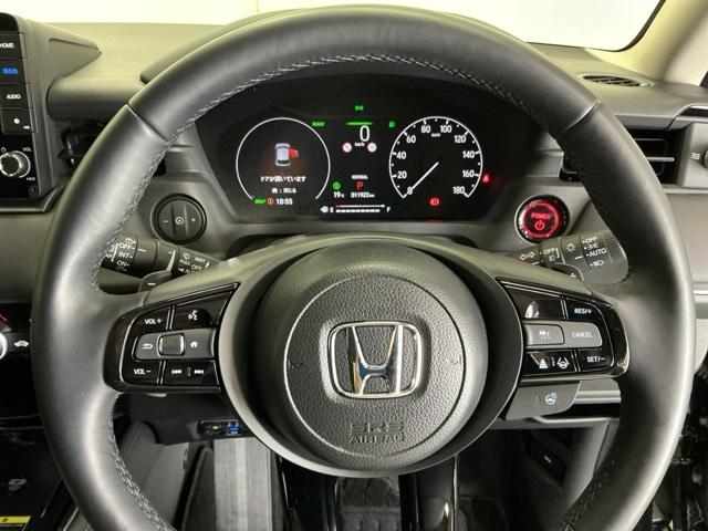 ヴェゼル e:HEVZ ドラレコ ナビ Rカメラ ブルートゥース Sヒータ 地デジフルセグTV 定期点検記録簿 電動テールゲート サイドエアバッグ 後カメラ 前後障害物センサー 横滑防止装置 エアコン LEDヘットライト(29枚目)