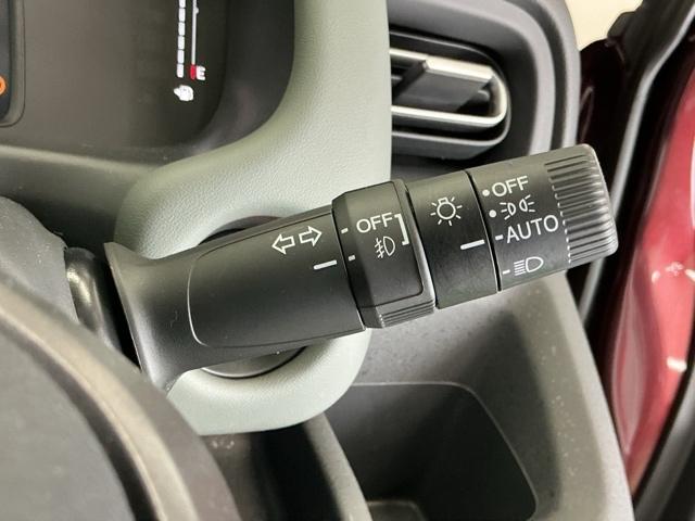 フリード クロスター　ナビ　Ｒカメラ　ブルートゥース　フルセグ　ＡＡＣ　ＥＴＣ付き　スマ－トキ－　シ－トヒ－タ－　盗難防止システム　ＵＳＢ　サイドエアバッグ　クルコン　禁煙車両　ＥＣＯＮモード　ＥＳＣ　ＡＢＳ　キーフリー（24枚目）