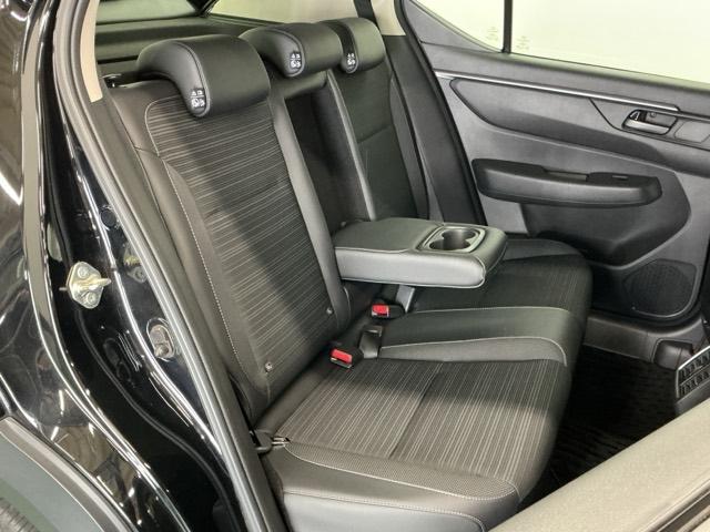 �t���b�g�ȏ��ƕG���⓪��X�y�[�X�ȂǏ\���ȍL��������܂�