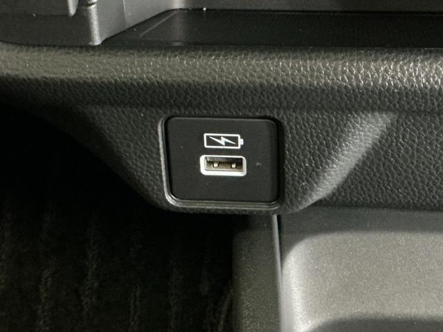 �Q�D�T�A���y�A�}���t�r�a�`���[�W���[���ځB�X�}�[�g�t�H���Ȃǂ̏[�d�ɂƂ��Ă��֗��ł�