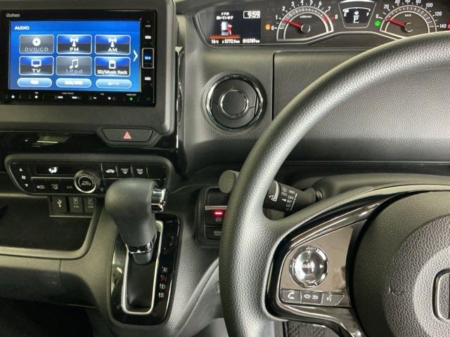 Ｎ－ＢＯＸカスタム Ｌ　ナビ　Ｒカメラ　ブルートゥース　フルセグ　スマートキーシステム　追従型クルコン　ヒーター　Ｂｌｕｅｔｏｏｔｈ音楽　電動格納式ドアミラー　衝突安全ボディ　ＬＫＡＳ　パーキングサポート　リヤカメラ　記録簿（3枚目）