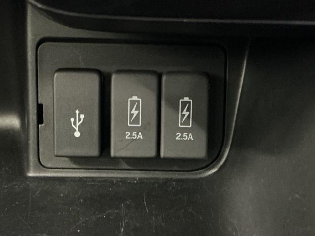 Ｎ－ＢＯＸカスタム Ｌ　ナビ　Ｒカメラ　ブルートゥース　フルセグ　スマートキーシステム　追従型クルコン　ヒーター　Ｂｌｕｅｔｏｏｔｈ音楽　電動格納式ドアミラー　衝突安全ボディ　ＬＫＡＳ　パーキングサポート　リヤカメラ　記録簿（20枚目）