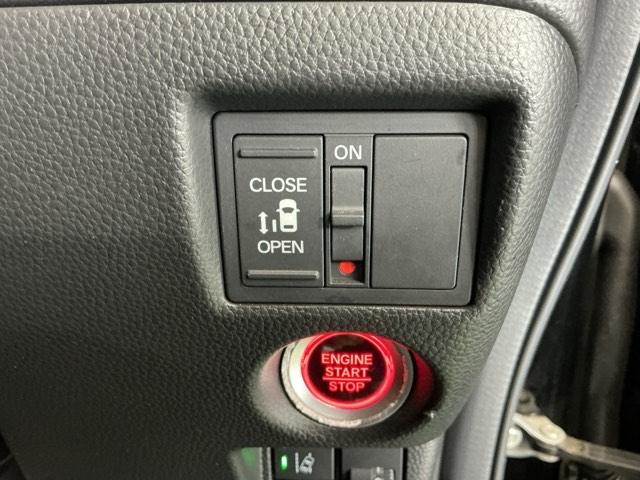 Ｎ－ＢＯＸカスタム Ｌ　ナビ　Ｒカメラ　ブルートゥース　フルセグ　スマートキーシステム　追従型クルコン　ヒーター　Ｂｌｕｅｔｏｏｔｈ音楽　電動格納式ドアミラー　衝突安全ボディ　ＬＫＡＳ　パーキングサポート　リヤカメラ　記録簿（27枚目）