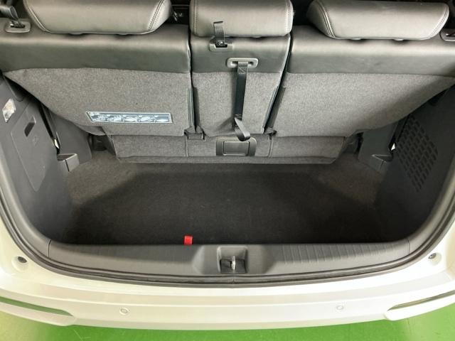 �x���[�����Q�b�W�X�y�[�X�̓t����Ԏ��ł���e�ʂł�