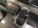 発進時から滑らかに加速する無段階変速のCVTはストップ&ゴーの多い街の中も快適です