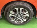 純正アルミホイールです。足元が引き立つので、車全体のイメージがアップしますよ!