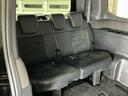 1列目から3列目まで広々大空間です。3列目シートは荷物が多い時や不要な時はアレンジして荷室として使用することが可能で便利に使えます