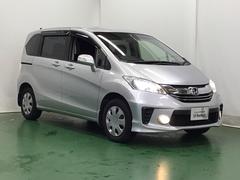 シミやしわの原因である紫外線（ＵＶ）をほぼカット、ジリジリした暑さの原因の赤外線（ＩＲ）も抑えるガラスを前にも横にも装備、冷房効果を高めて乗る人のお肌を優しく守ります 7
