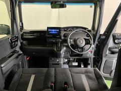 �ɥ饤�С����濴�˼����˼꤬�Ϥ����֤ˣ��ԥ��쥯�ȥ�С��䥨�������͡��������å��ʤɤ����֡��������ͥ��Ƥ��ޤ� 2