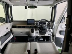 �ɥ饤�С����濴�˼����˼꤬�Ϥ����֤ˣ��ԥ��쥯�ȥ�С��䥨�������͡��������å��ʤɤ����֡��������ͥ��Ƥ��ޤ� 2