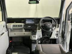 �ɥ饤�С����濴�˼����˼꤬�Ϥ����֤ˣ��ԥ��쥯�ȥ�С��䥨�������͡��������å��ʤɤ����֡��������ͥ��Ƥ��ޤ� 2