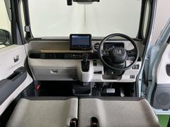 �ɥ饤�С����濴�˼����˼꤬�Ϥ����֤ˣ��ԥ��쥯�ȥ�С��䥨�������͡��������å��ʤɤ����֡��������ͥ��Ƥ��ޤ� 2