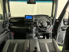 �ɥ饤�С����濴�˼����˼꤬�Ϥ����֤ˣ��ԥ��쥯�ȥ�С��䥨�������͡��������å��ʤɤ����֡��������ͥ��Ƥ��ޤ� 2