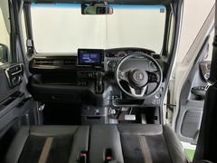 �ɥ饤�С����濴�˼����˼꤬�Ϥ����֤ˣ��ԥ��쥯�ȥ�С��䥨�������͡��������å��ʤɤ����֡��������ͥ��Ƥ��ޤ� 2