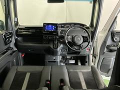 �ɥ饤�С����濴�˼����˼꤬�Ϥ����֤ˣ��ԥ��쥯�ȥ�С��䥨�������͡��������å��ʤɤ����֡��������ͥ��Ƥ��ޤ� 2