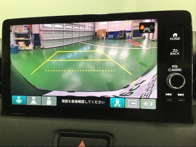 ヴェゼル ｅ：ＨＥＶＺ　ホンダ純正ナビフルセグ　誤発進抑制　４ＷＤ車　クルーズコントロール　フルセグＴＶ　フルオートエアコン　ＬＥＤヘッドライト　シートヒーター　ＥＴＣ　横滑り防止装置　アイドリングストップ　記録簿　ナビＴＶ（9枚目）