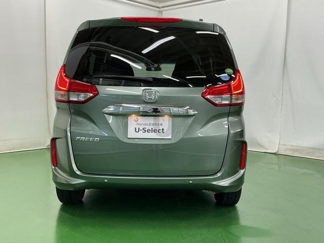 フリード Ｇ・ホンダセンシング　ドラレコ　ナビ　Ｒカメラ　ブルートゥース　Ｆセグ　追突被害軽減ブレーキ　ｉストップ　Ｗエアバッグ　パワーウィンドウ　アクティブクルーズコントロール　スマートキ　カラーバックモニター　整備点検記録簿（9枚目）