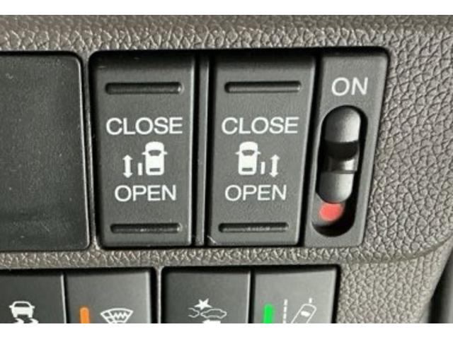 フリード Ｇ・ホンダセンシング　ドラレコ　ナビ　Ｒカメラ　ブルートゥース　Ｆセグ　追突被害軽減ブレーキ　ｉストップ　Ｗエアバッグ　パワーウィンドウ　アクティブクルーズコントロール　スマートキ　カラーバックモニター　整備点検記録簿（27枚目）